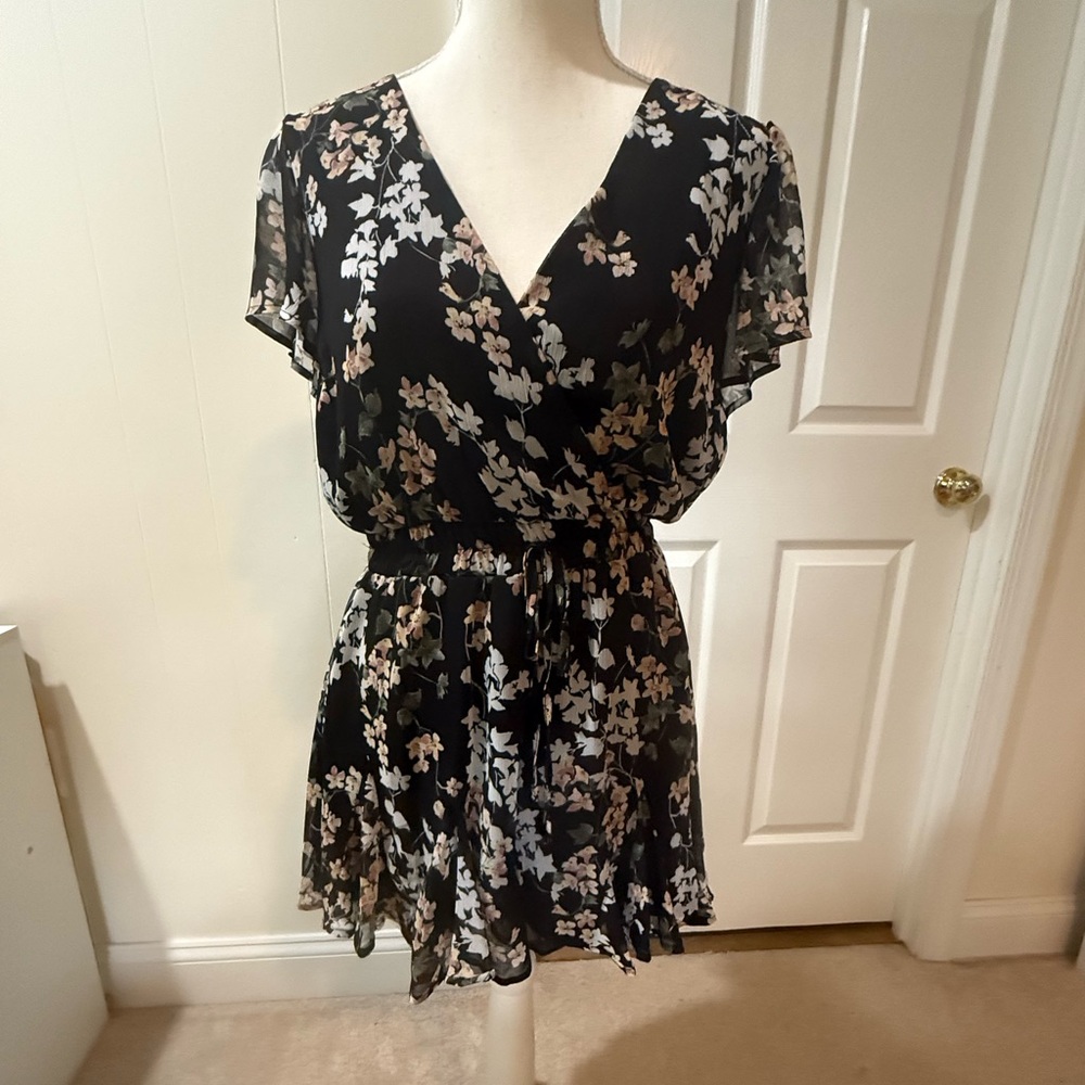 Francesca's Black Flutter Sleeve Sundress for Weddings